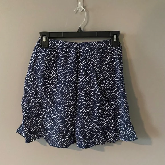 Hollister Button Up Skirt - Picture 2 of 3
